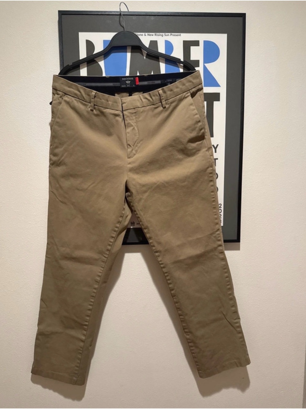 Dockers Tech City Trousers - Men's Slim Chinos - Khaki Tan